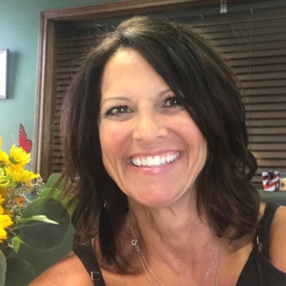 Meet your Posher, Lori